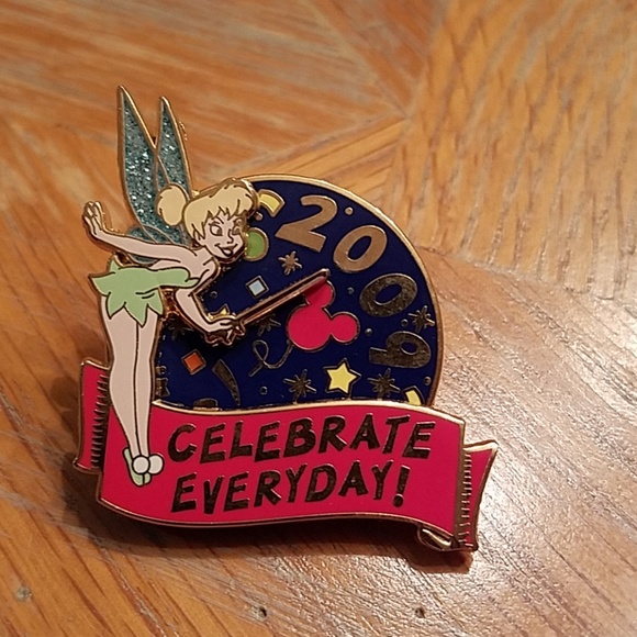 Disney China Tinkerbell 2009 New Year's Pin